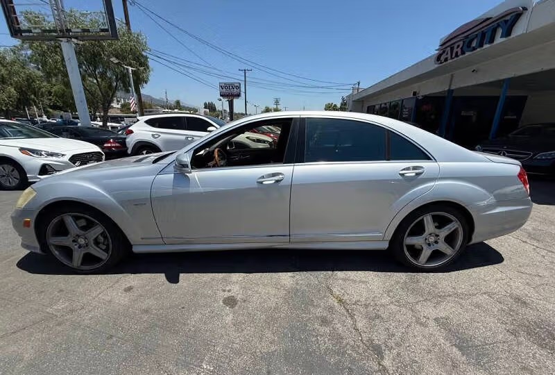 2011 Mercedes-Benz S-Class