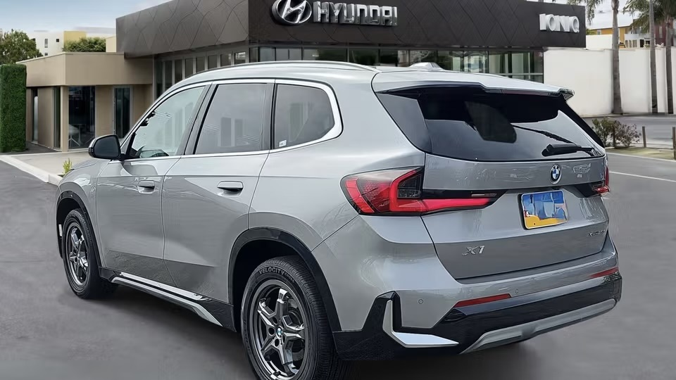 2024 BMW X1