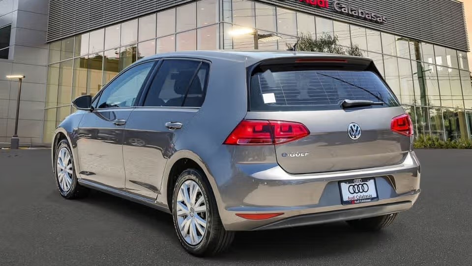 2015 Volkswagen e-Golf