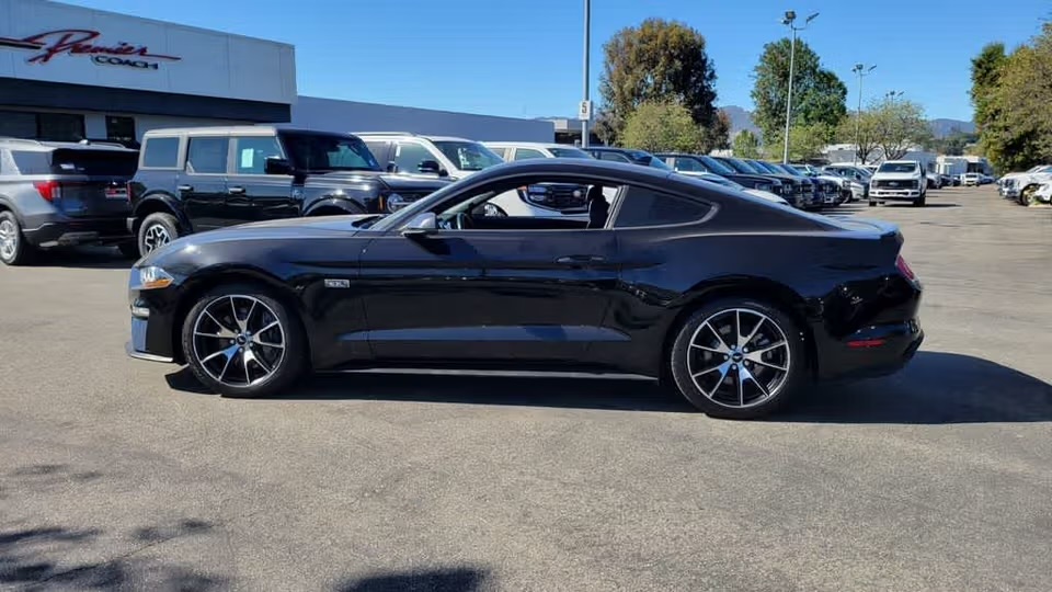 2020 Ford Mustang